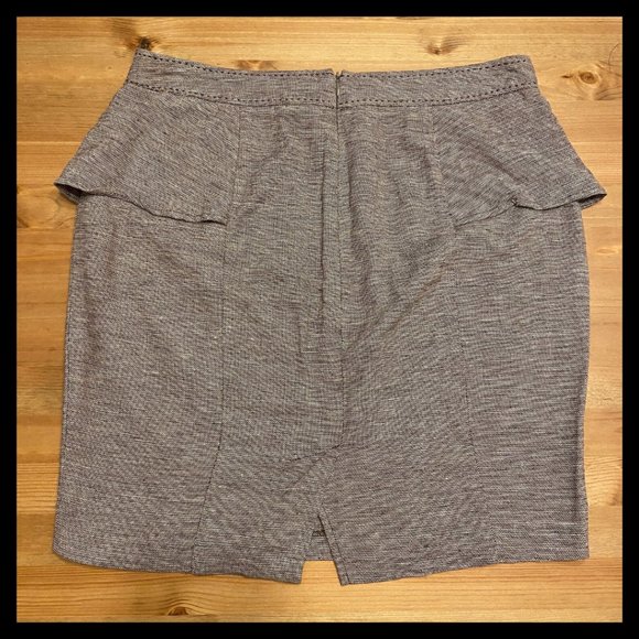 ✨2 for $ 30✨ XOXO Cotton/Linen Peplum Skirt - Picture 2 of 4